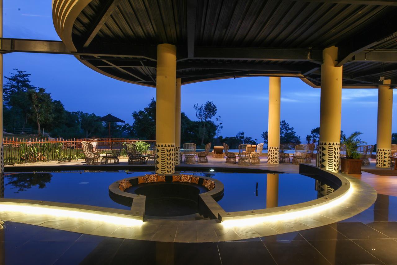 Baobab Safari Resort Prigen Eksteriør bilde